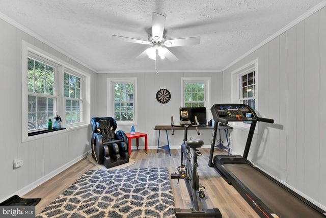 1002 CHARLTON PL, Herndon, VA 20170