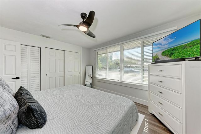 339 SUWANEE AVENUE, Sarasota, FL 34243