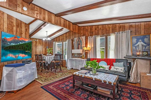 273 Luau Dr, Pittsburg, CA 94565