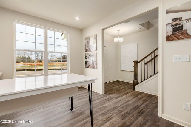 7716 Fair Ln, Louisville, KY 40291