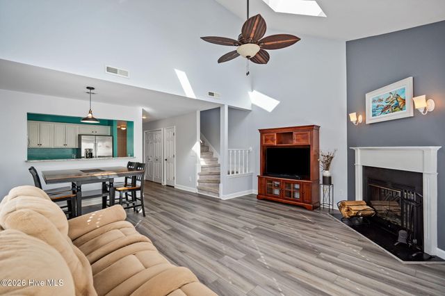 6211 Wrightsville Avenue Apt 119, Wilmington, NC 28403