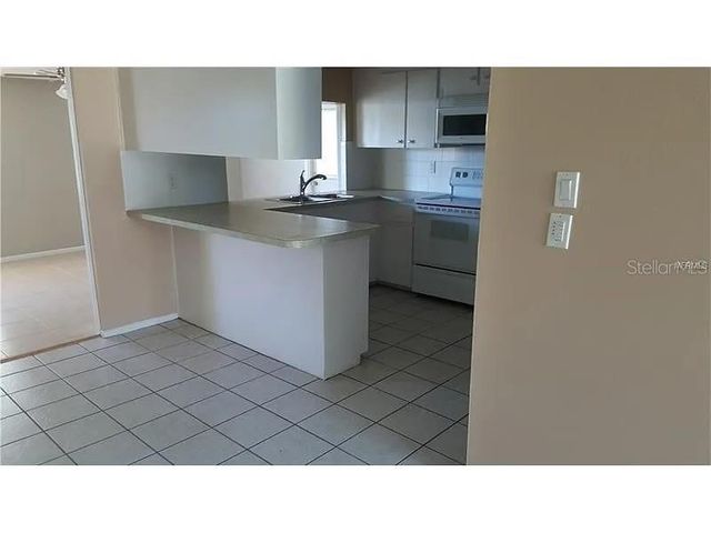 7325 COVENTRY DRIVE, Port Richey, FL 34668