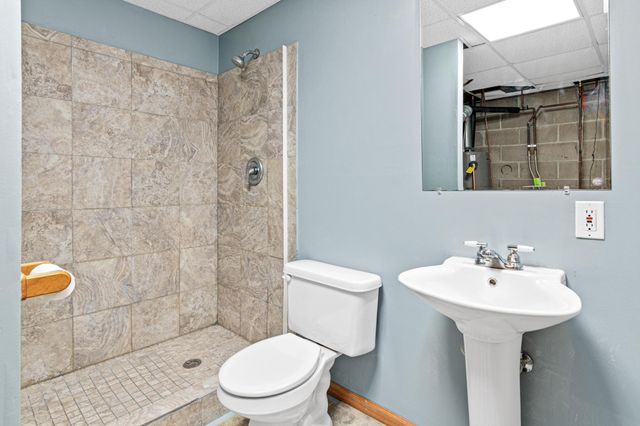 9918 Hamlet Court S, Cottage Grove, MN 55016