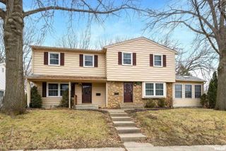 3401-3403 56th Street Place # 2, Moline, IL 61265