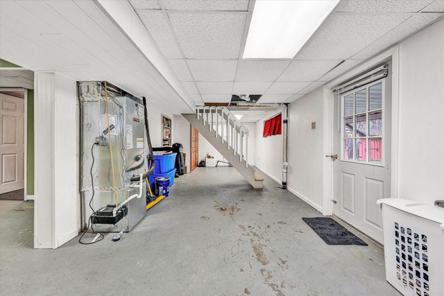 82 Spring Hollow RD, Troutville, VA 24175