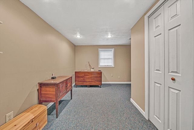 82 Spring Hollow RD, Troutville, VA 24175