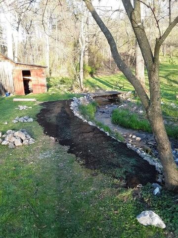 82 Spring Hollow RD, Troutville, VA 24175