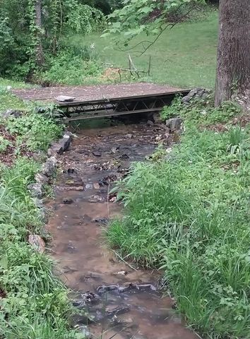 82 Spring Hollow RD, Troutville, VA 24175