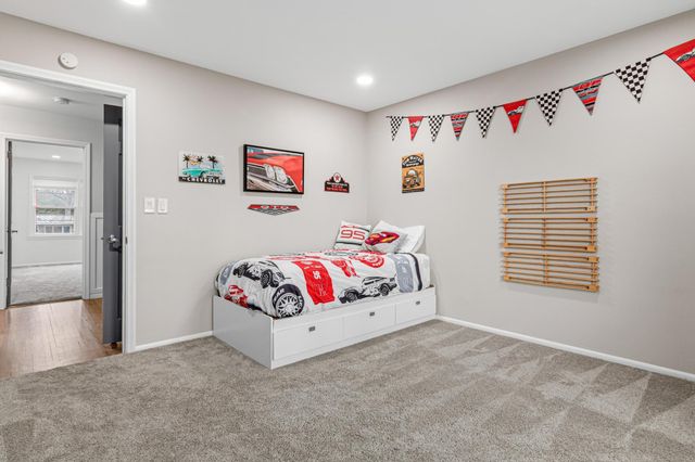 6901 Hillcrest Lane, Edina, MN 55435