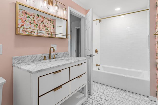 6901 Hillcrest Lane, Edina, MN 55435