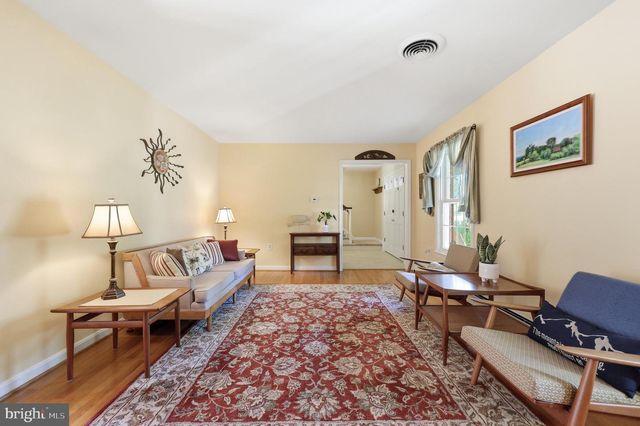 7918 RUNNYMEADE DR, Frederick, MD 21702
