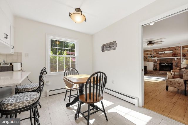 7918 RUNNYMEADE DR, Frederick, MD 21702