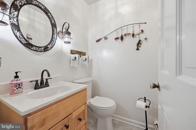 7918 RUNNYMEADE DR, Frederick, MD 21702