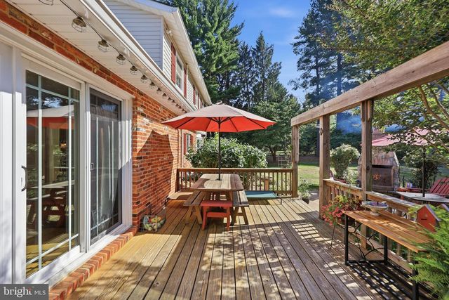 7918 RUNNYMEADE DR, Frederick, MD 21702
