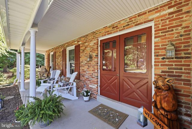 7918 RUNNYMEADE DR, Frederick, MD 21702