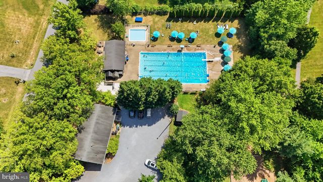 7918 RUNNYMEADE DR, Frederick, MD 21702