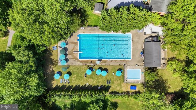 7918 RUNNYMEADE DR, Frederick, MD 21702