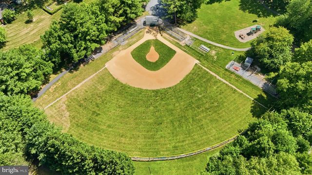 7918 RUNNYMEADE DR, Frederick, MD 21702