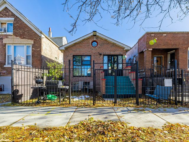 2313 S Kolin Avenue, Chicago, IL 60623