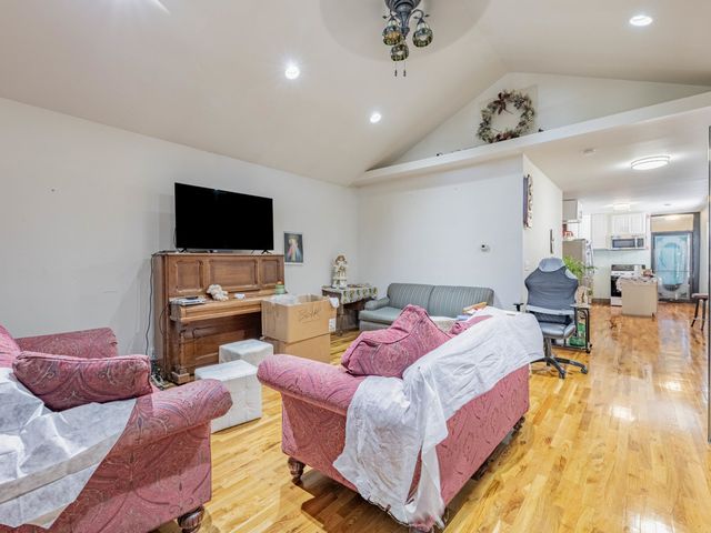 2313 S Kolin Avenue, Chicago, IL 60623