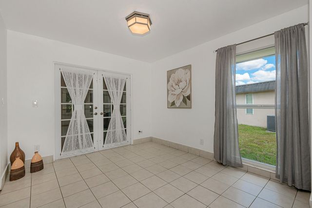 6307 NW 71 St Avenue, Tamarac, FL 33321