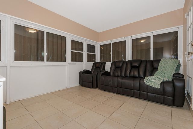 6307 NW 71 St Avenue, Tamarac, FL 33321