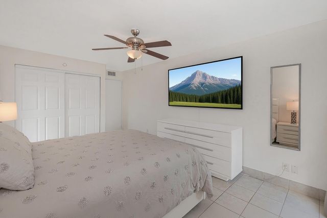 6307 NW 71 St Avenue, Tamarac, FL 33321