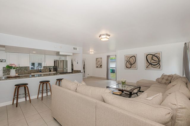 6307 NW 71 St Avenue, Tamarac, FL 33321