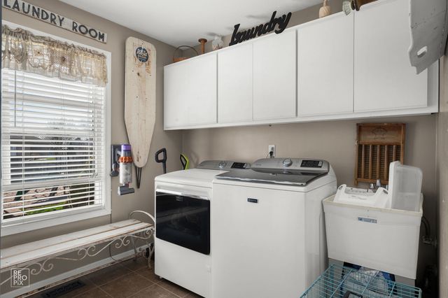 1028 LOUISE Lane, Peotone, IL 60468