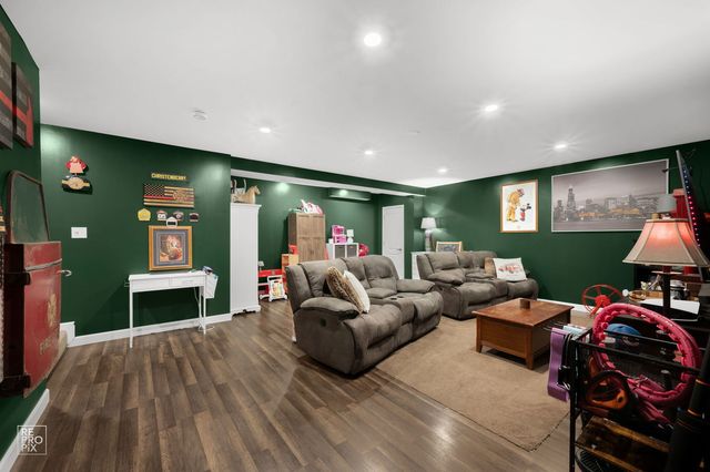 1028 LOUISE Lane, Peotone, IL 60468