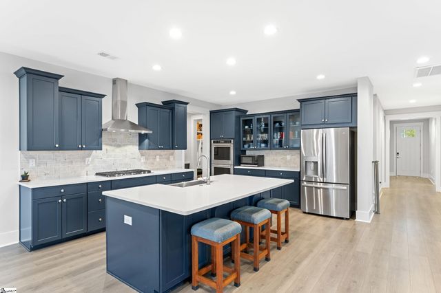 900 Novelty Drive, Greer, SC 29651
