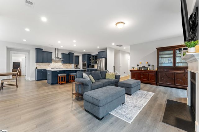 900 Novelty Drive, Greer, SC 29651