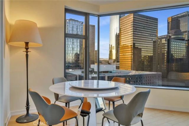 801 S Grand Avenue 1305, Los Angeles, CA 90017