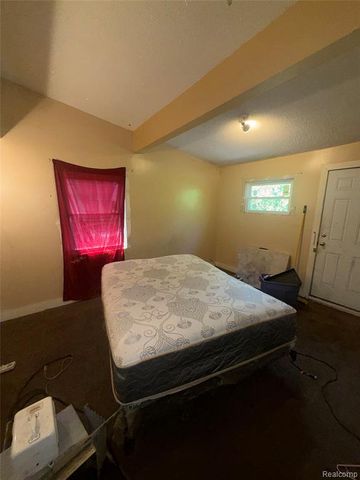 16595 Ward Street, Detroit, MI 48235