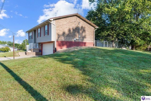 1465 Crestview Drive, Radcliff, KY 40160