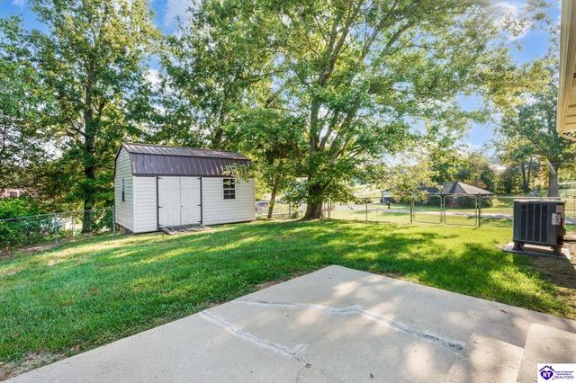 1465 Crestview Drive, Radcliff, KY 40160
