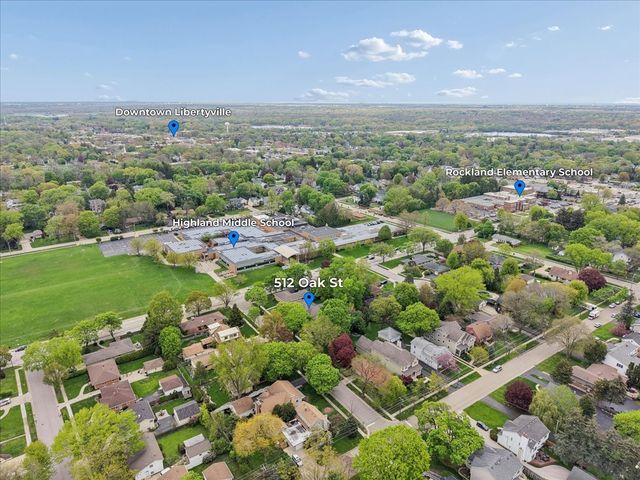 512 Oak Street, Libertyville, IL 60048