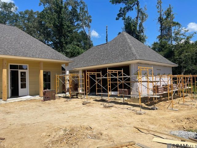 22769 Plank Rd, Zachary, LA 70791