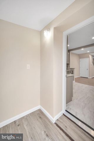 6719 N 17TH ST, Philadelphia, PA 19126