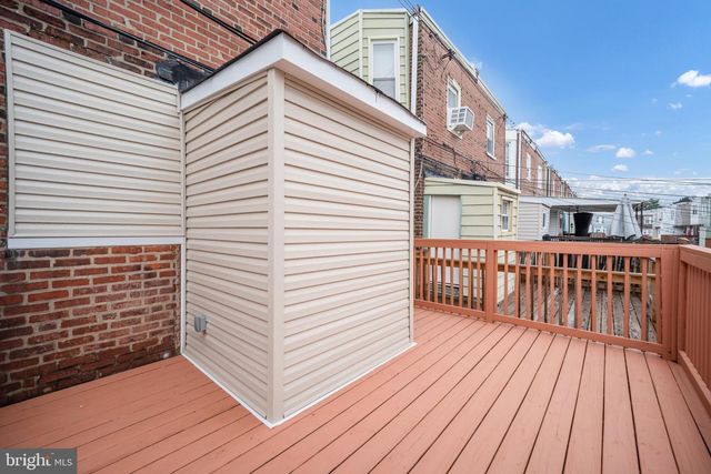 6719 N 17TH ST, Philadelphia, PA 19126