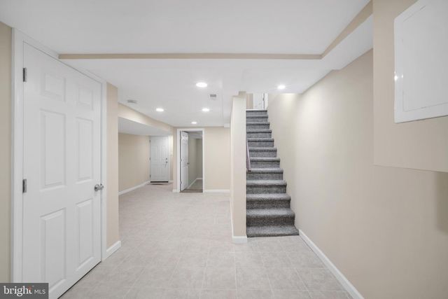 6719 N 17TH ST, Philadelphia, PA 19126