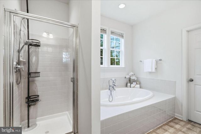 5192 MAITLAND TER, Frederick, MD 21703