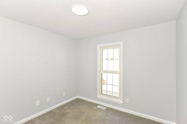 7547 Prairie Lake Drive, Indianapolis, IN 46256