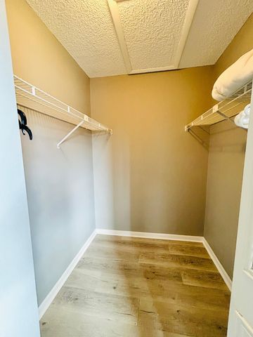 408 Pine Glen Lane C-2, Greenacres, FL 33463