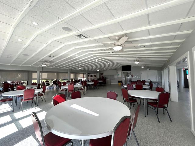 408 Pine Glen Lane C-2, Greenacres, FL 33463