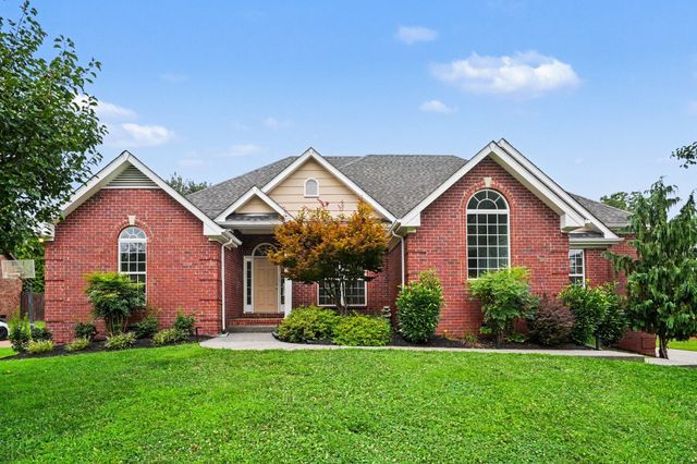 1035 Margaret Dr, Hendersonville, TN 37075