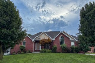 1035 Margaret Dr, Hendersonville, TN 37075