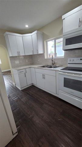 4795 E 8th Ct, Hialeah, FL 33013