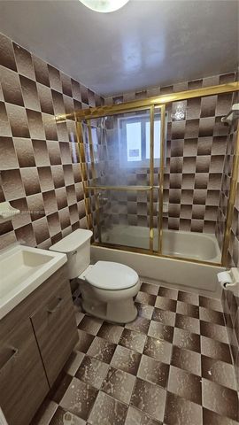 4795 E 8th Ct, Hialeah, FL 33013