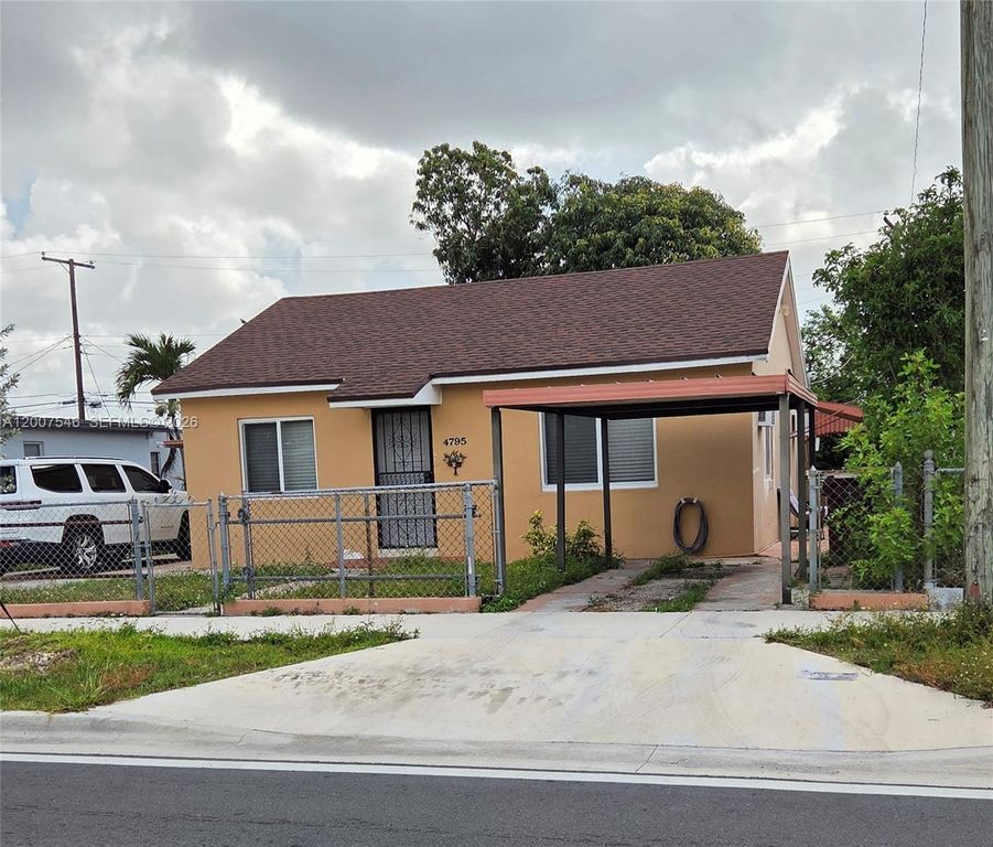 4795 E 8th Ct, Hialeah, FL 33013